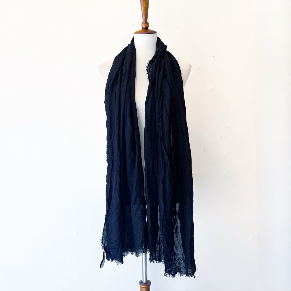 Nordstrom Rack Stylish Black Frayed Scarf